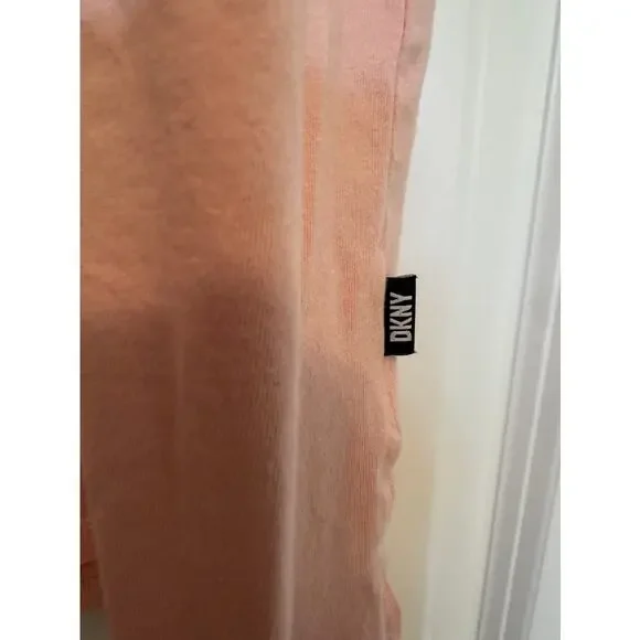 DKNY Sport Blush Pink Logo T Shirt Womens Size XL - Picture 5 of 7